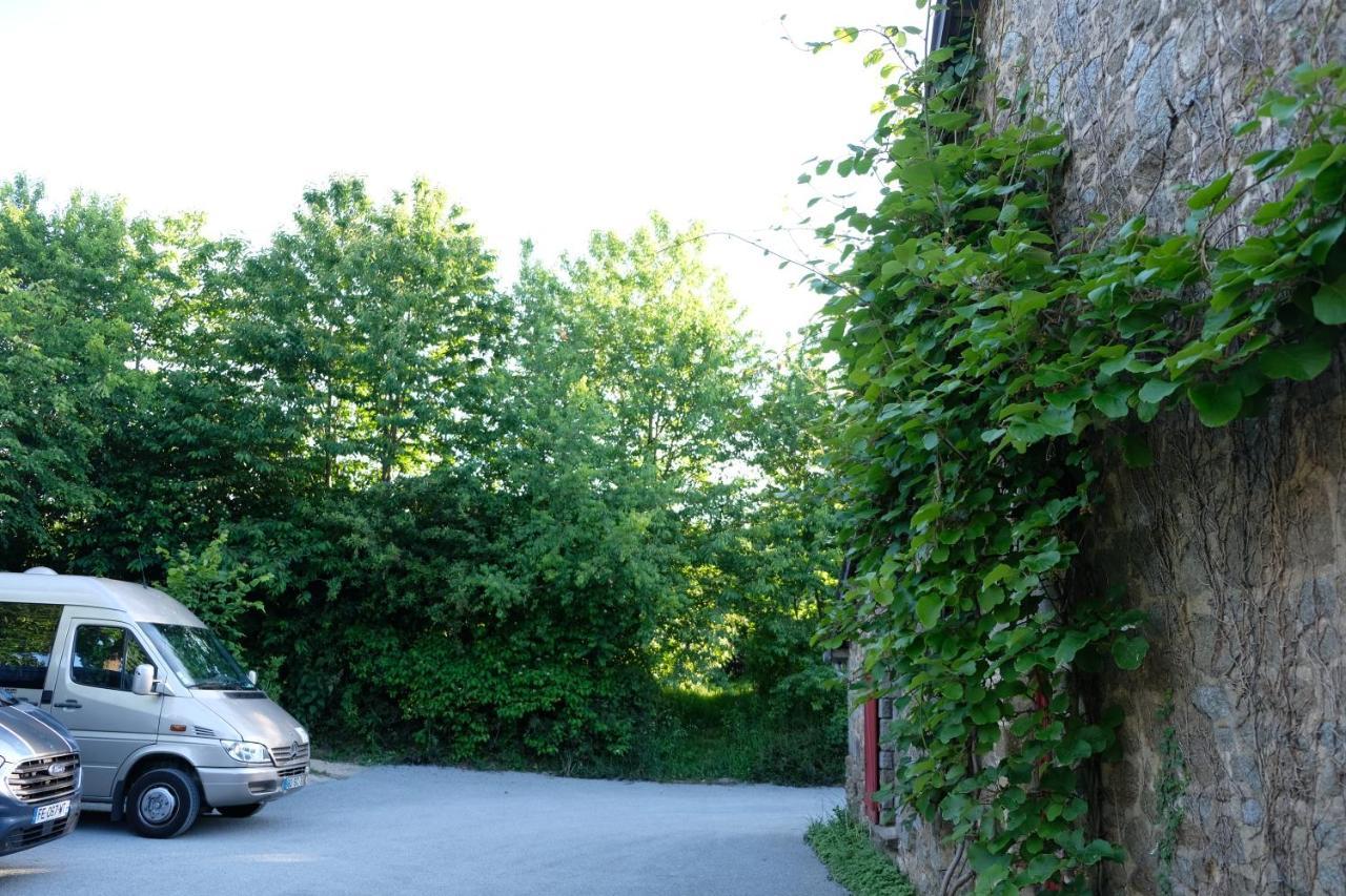 La Maison Jaune A La Janaie Parigne Екстер'єр фото